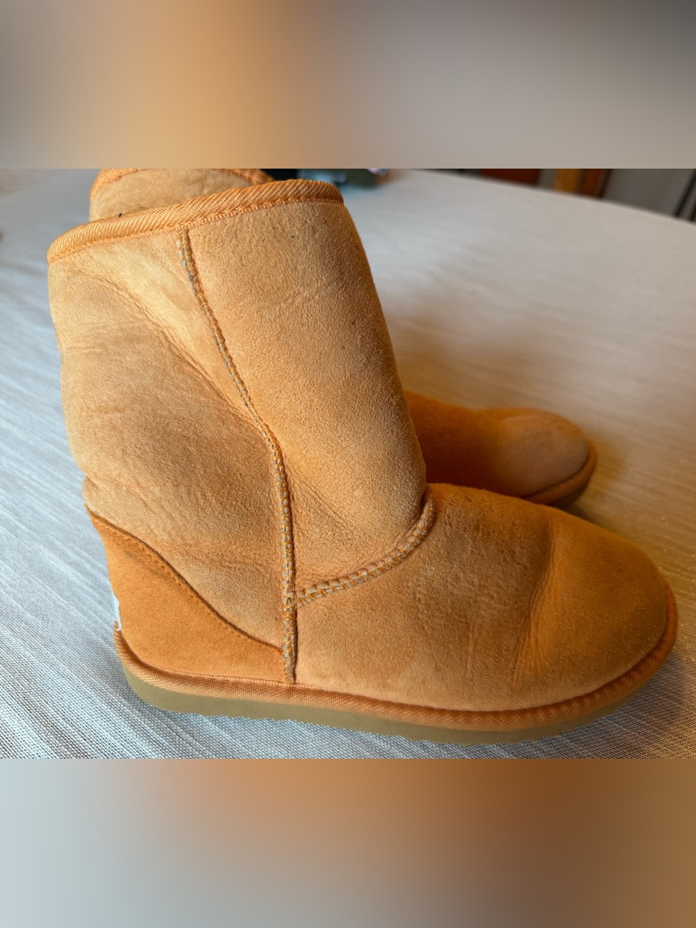 UGG Women's 5825 Orange EUC